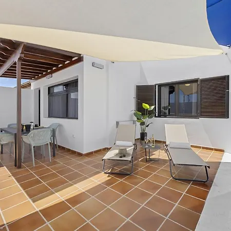 Apartment La Casa De Velas Playa Honda (Lanzarote)